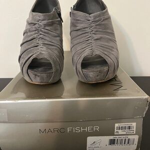 Marc Fisher gray suede heel with peep toe 9.5